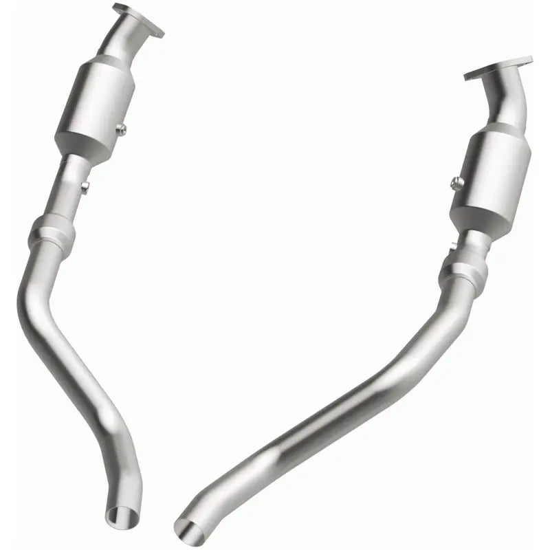 Magnaflow 16421 MagnaFlow Conv D/F 05- 300C/Magnum 5.7 w/cats
