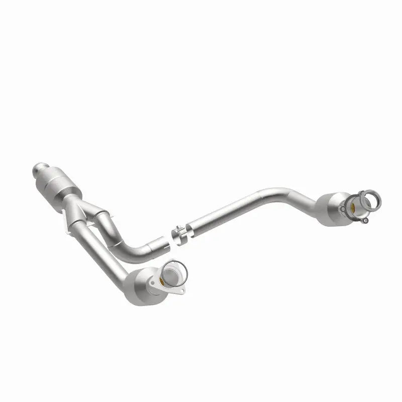 MagnaFlow Conv Direct Fit 14-16 GMC Sierra 1500 V6 4.3L - Truck & Automotive