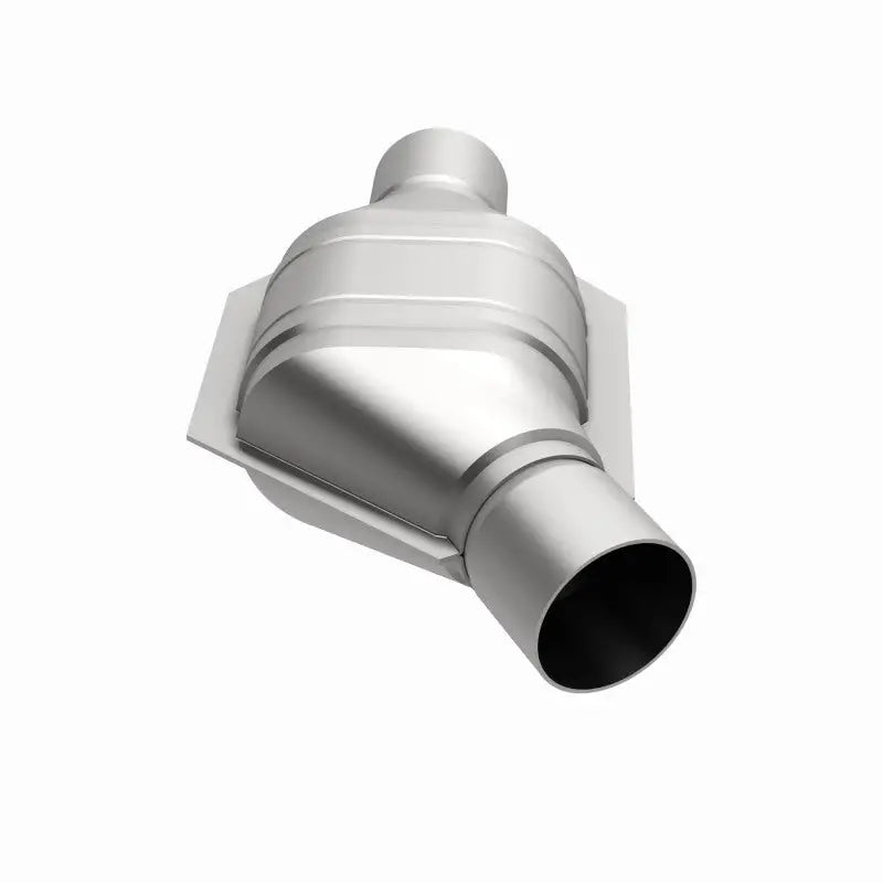 MagnaFlow Conv Univ 2.5 Angled Inlet - Truck & Automotive