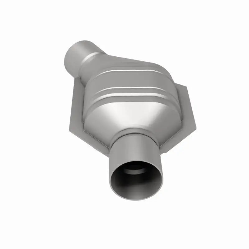 MagnaFlow Conv Univ 2.5 Angled Inlet - Truck & Automotive