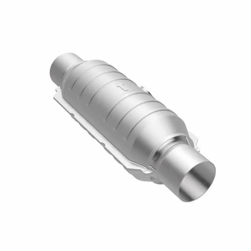 MagnaFlow Conv Univ 2.5in Inlet/Outlet Center/Center Round 11in Body L x 5.125in W x 15in Overall L 