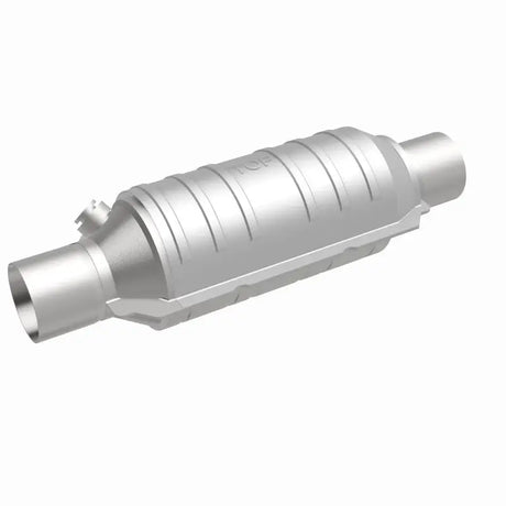 MagnaFlow Conv Universal 2.50 GM 3.8L OEM - Truck & Automotive