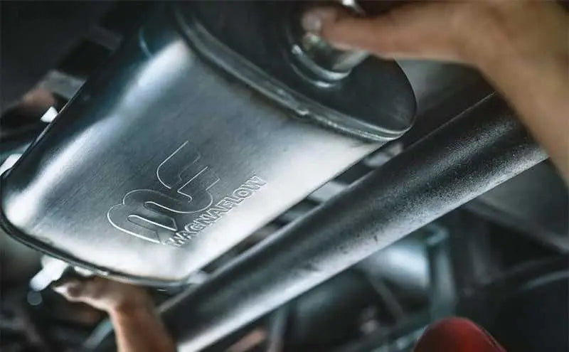 MagnaFlow Muffler Mag SS 14X4X9 2.5 O/C 