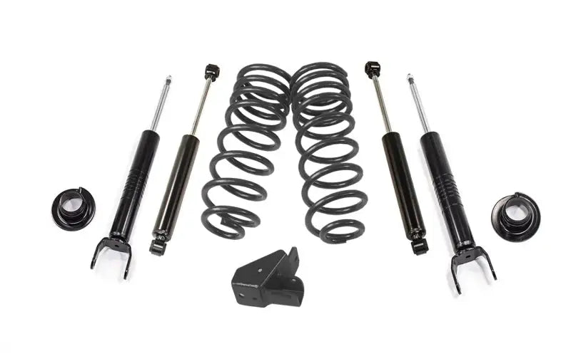 MaxTrac lowering coil kit for RAM 1500 4WD V8 improves ride and handling