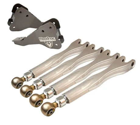 Silver adjustable suspension arms and gray brackets for Ford F-250 4WD Dually adaptive 4-link kit