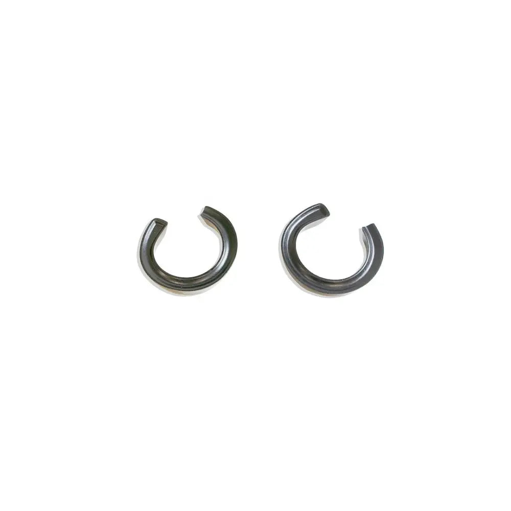 Maxtrac 820520 Made from forged aluminum - Gray Coils Spacers Pair