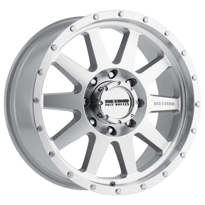 Method MR301 The Standard 18x9 + 18mm Offset 8x6.5 130.81mm CB Machined/Clear Coat Wheel - Truck & Automotive
