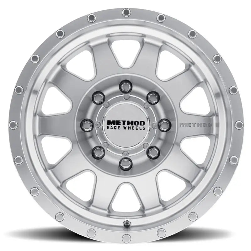 Method MR301 The Standard 18x9 + 18mm Offset 8x6.5 130.81mm CB Machined/Clear Coat Wheel - Truck & Automotive