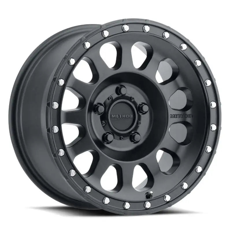 Method Wheels MR31529060518 Method MR315 20x9 / 6x5.5 BP / 18mm Offset / 106.25mm CB Matte Black Wheel - MR31529060518