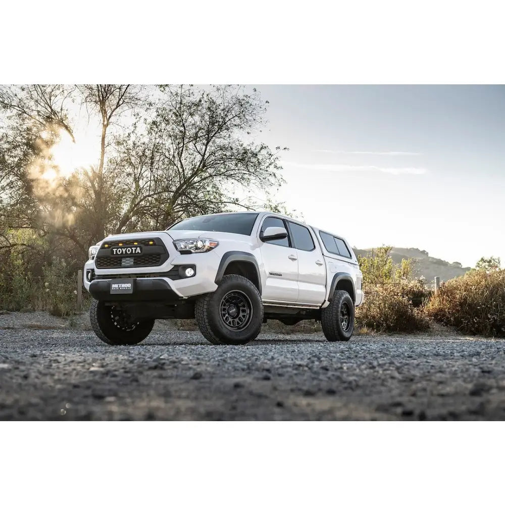 Method Race With Tire Pressure Monitoring System Wheel MR321890801318 - MR321 18X9 18MM Offset 8X6.5