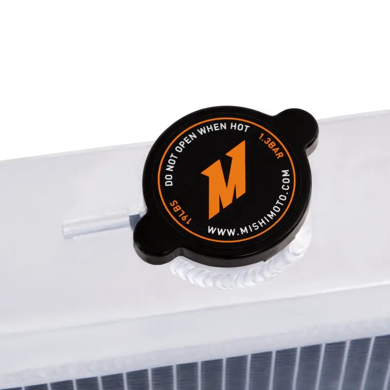 Black radiator cap on Mishimoto 70-73 Plymouth Barracuda Big Block Aluminum Radiator