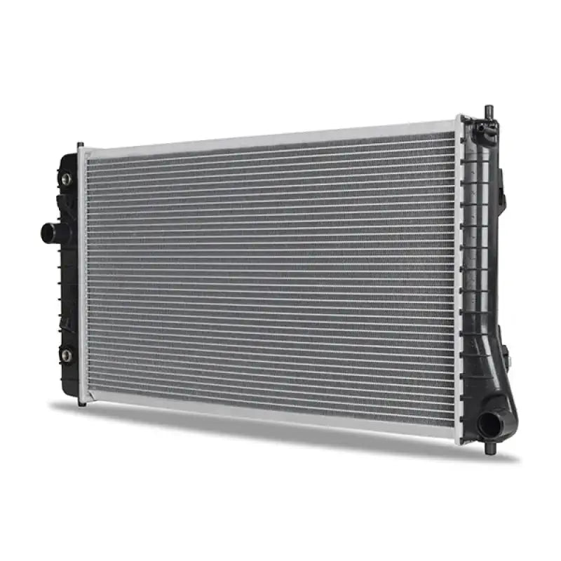 Automotive radiator with plastic tanks for Chevrolet Cavalier Mishimoto replacement radiator