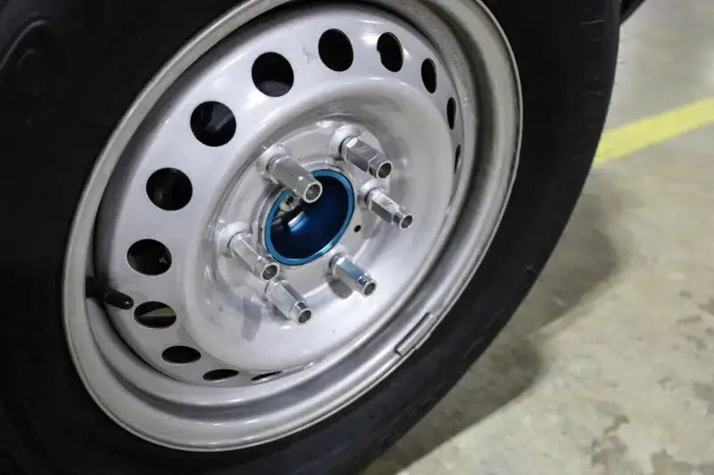 Mishimoto Aluminum Locking Lug Nuts M12x1.5 27pc Set Silver - Wheel and Tire Accessories