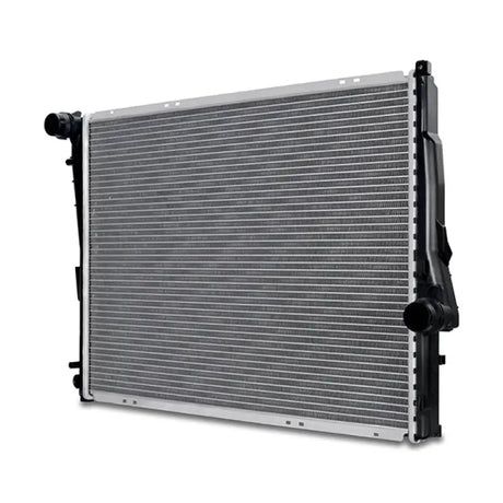 Automotive radiator with plastic tanks for Mishimoto BMW E46 3-Series replacement radiator