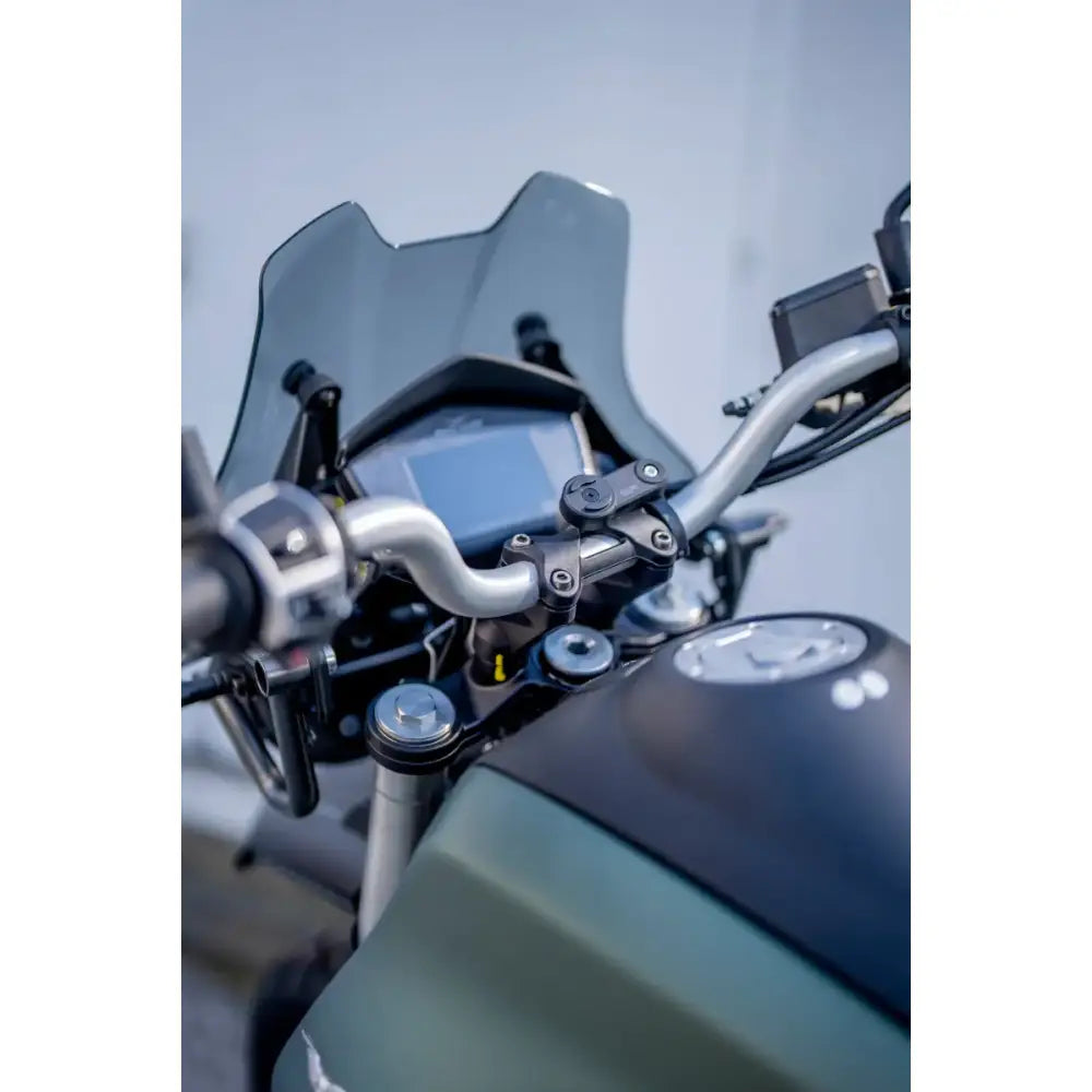 Moto Mount Lt Spc/Spc + Black