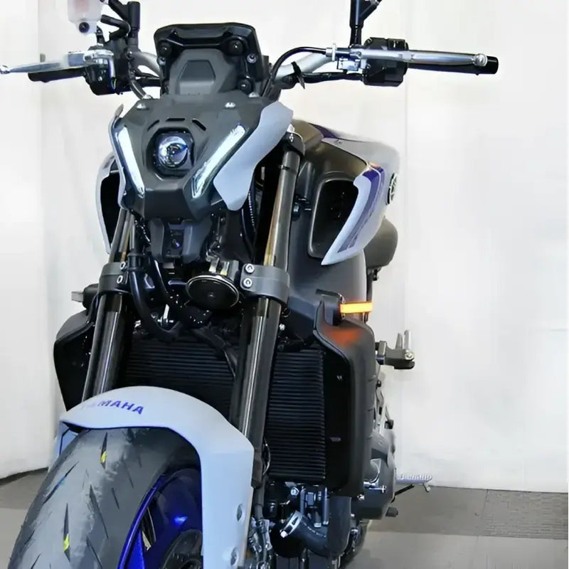MT09-FB-21 Front Led Turn Signals Yam - LED