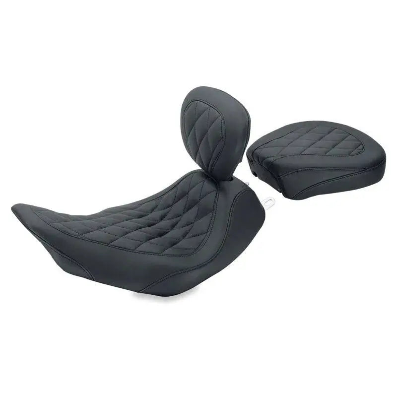Black Harley Dyna wide tripper solo seat with backrest and passenger seat