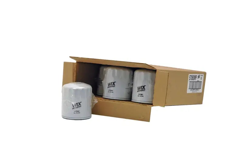 Box of WIX oil filter OE replacement with 22 x 1.5mm thread size and 3.45-inch height