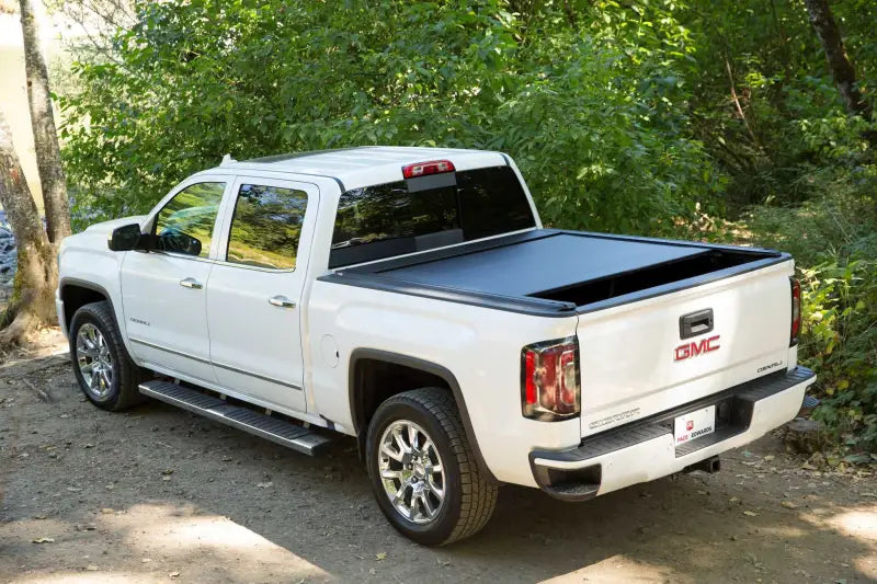 KMTA10A38 Tonneau Cover