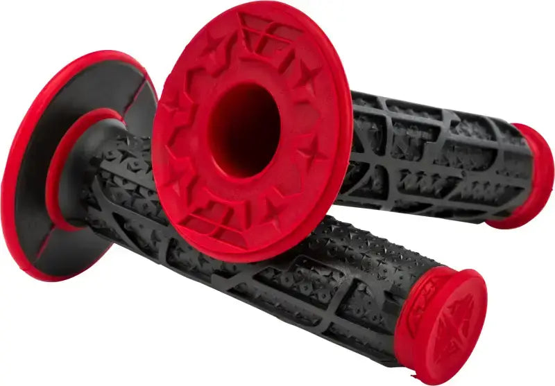 Pilot Ii Mx Grips Red/Black - RV and Auto Parts