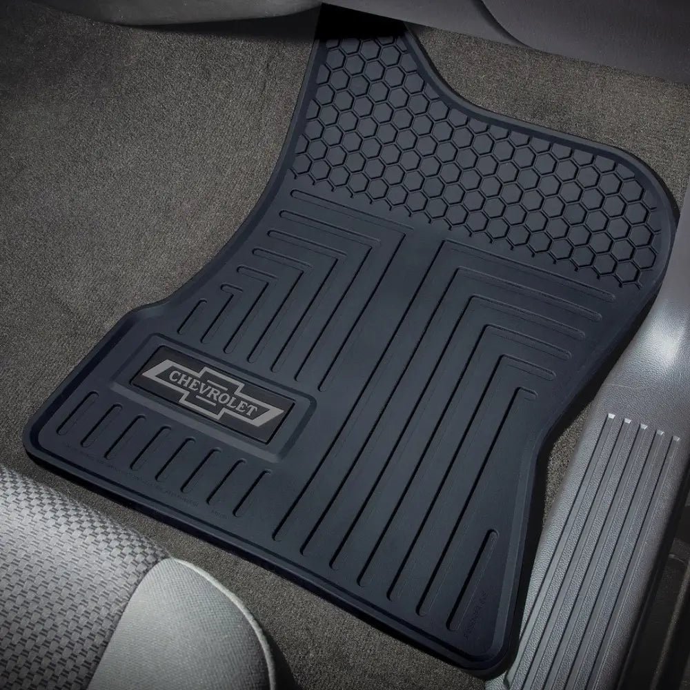 Plasticolor Weather On An Easy-To-Clean Surface Floor Mat 001795R01 - Chevy Silverado 14-18YR