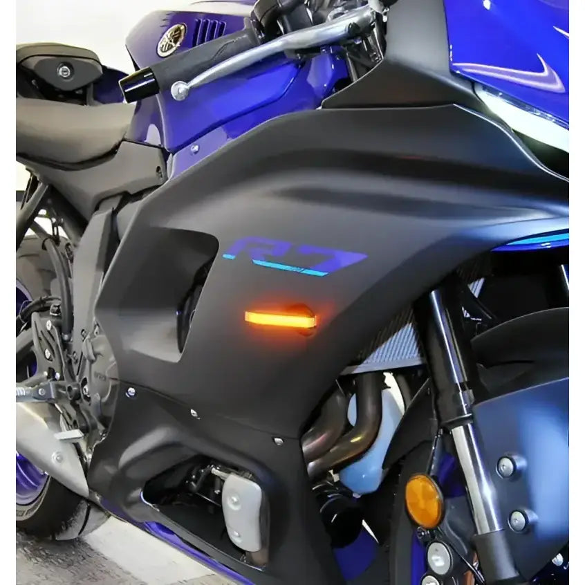 R7-FB Front Led Turn Signals Yam - LED