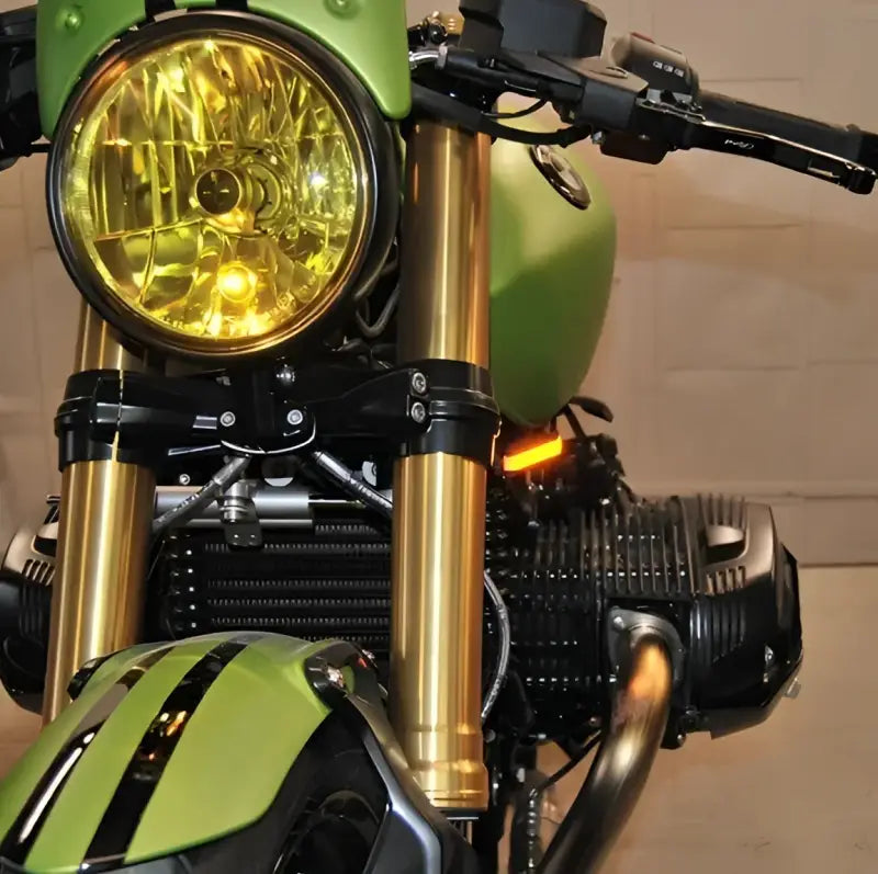 R9T-FB Front Led Turn Signals Bmw - LED