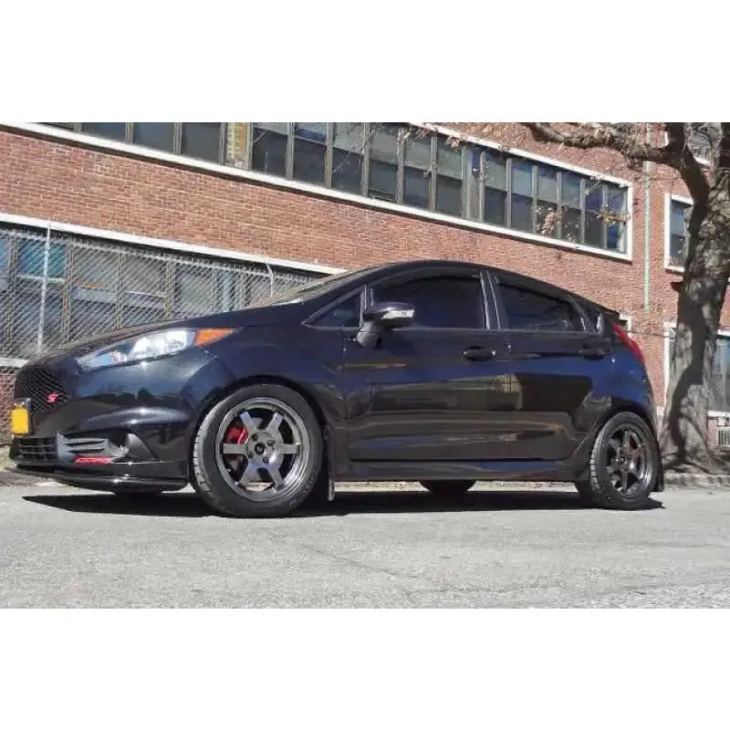 Rally Armor MF29-UR-BLK/WH