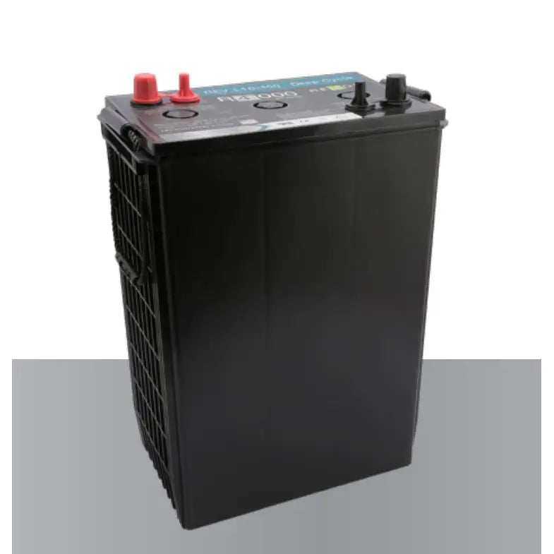 Relion REV-L16-400 Case constructed from polypropylene