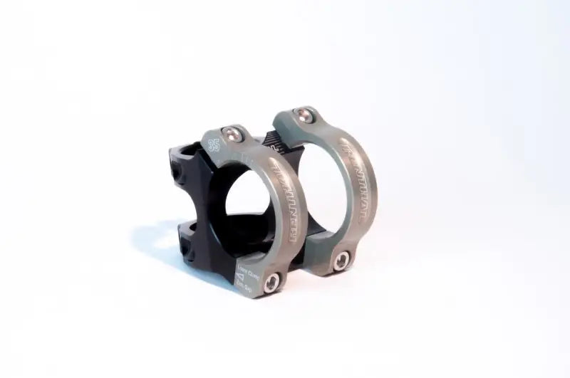 Renthal Apex 35 Handlebar Clamp 33 mm. - RV and Auto Parts
