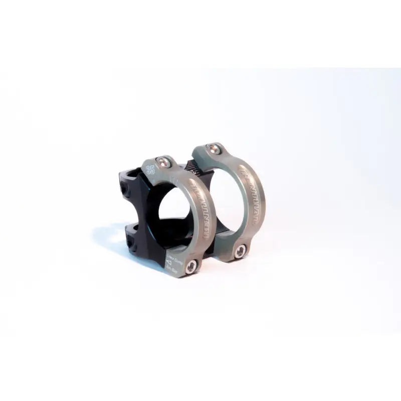 Renthal STM117-BKAG Renthal Apex 35 Handlebar Clamp 33 mm.