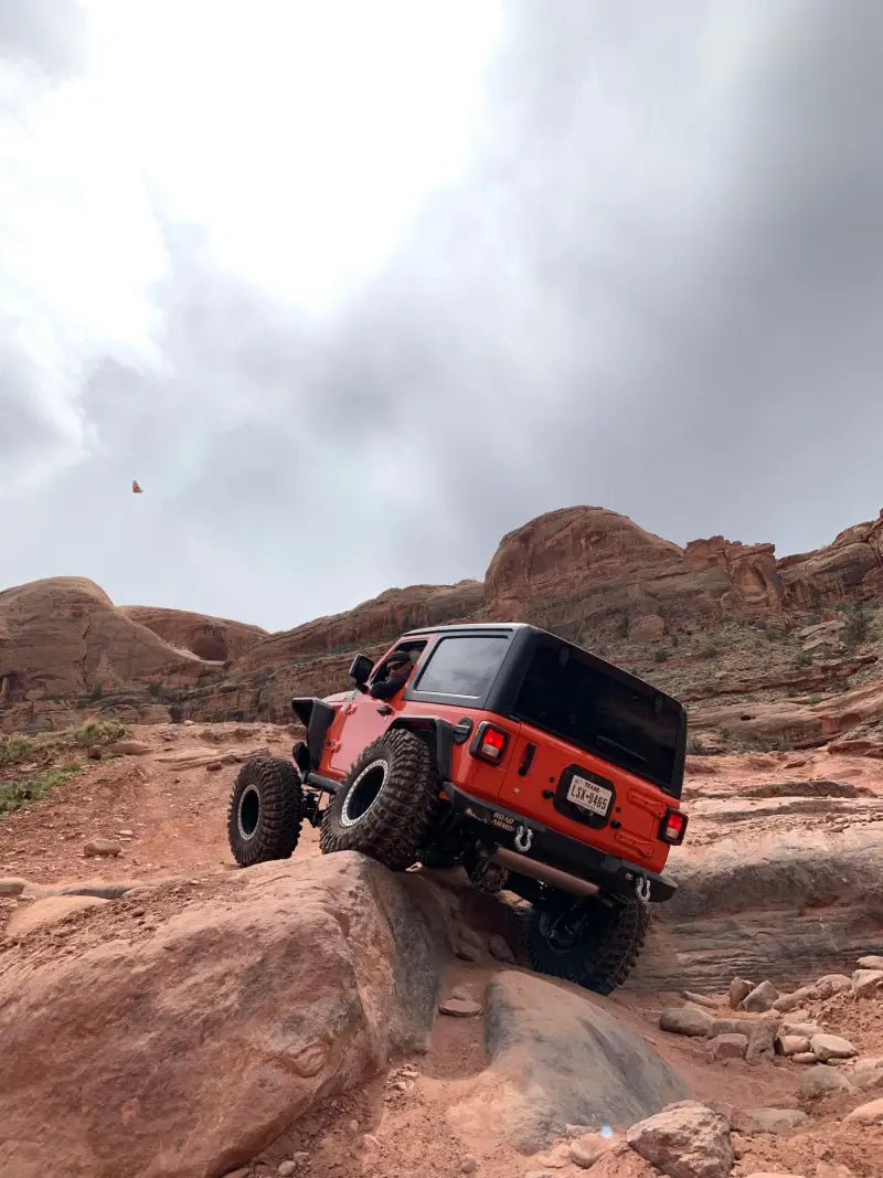 5182R0B Bumper