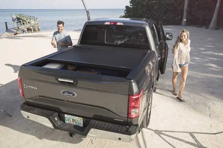 Roll-N-Lock 10-17 Dodge Ram 1500 - 3500 76in E-Series Retractable Tonneau Cover 