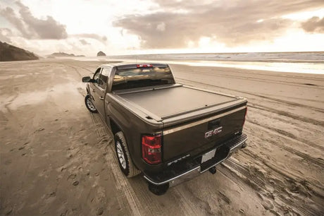 Roll-N-Lock Roll-N-Lock 15-19 Chevrolet Colorado/GMC Canyon 59-1/8in A-Series Retractable Tonneau Cover