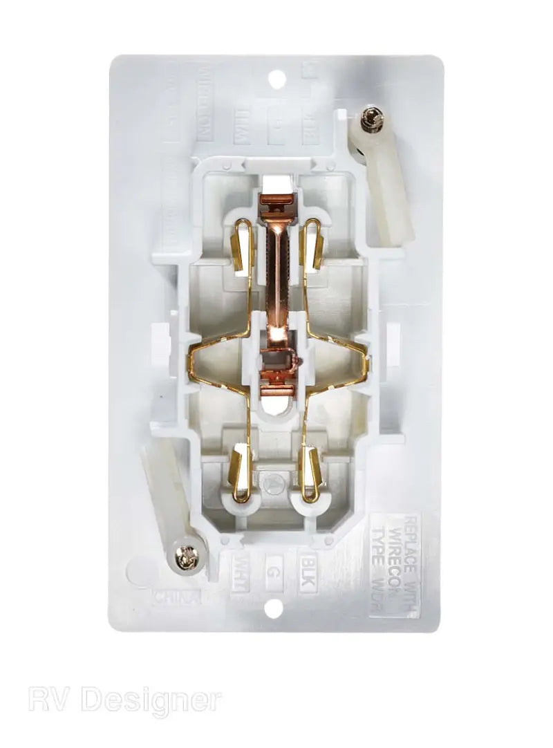 S811 Receptacle
