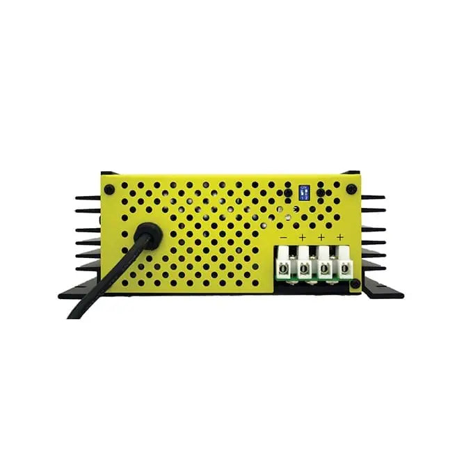 Samlex Amer Lightweight. Quiet Operation Battery Charger SEC-1230UL - 30AMP