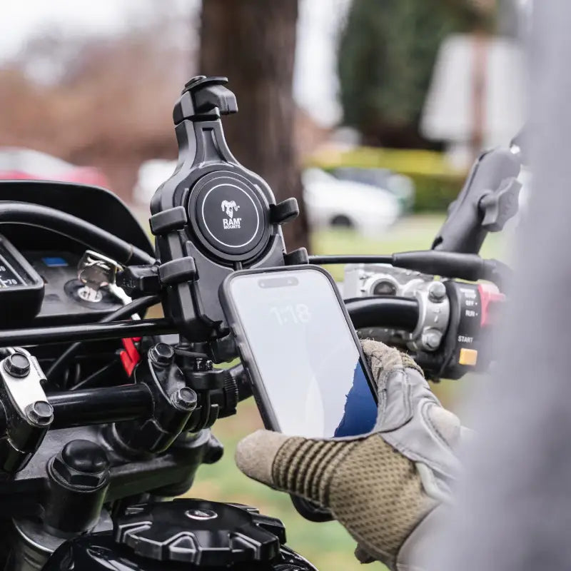 Quick Grip Pro Phone Holder - RAM