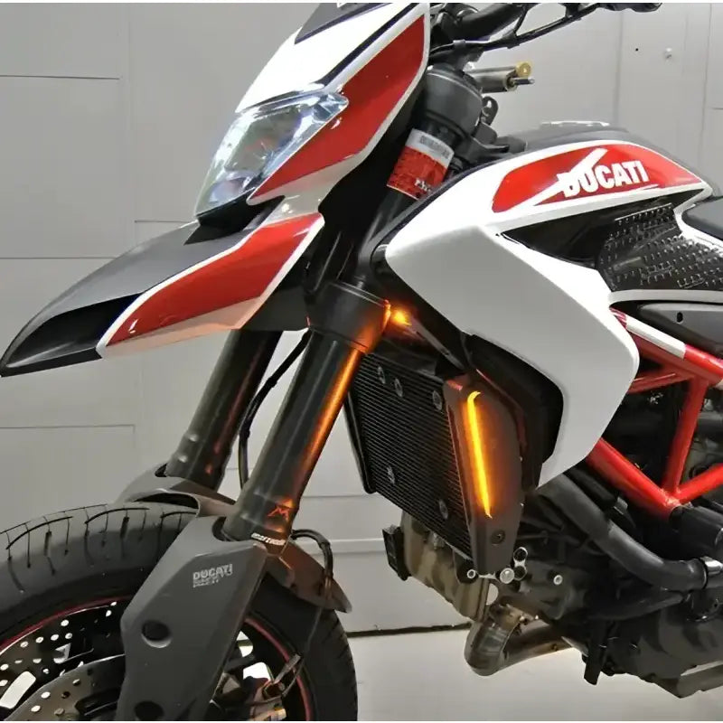 SF-FS Front Led Turn Signals Duc - LED