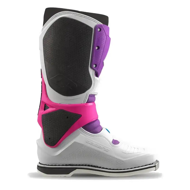 Sg 22 Boots Le Purple/White/Rhodamine 10 - RV and Auto Parts