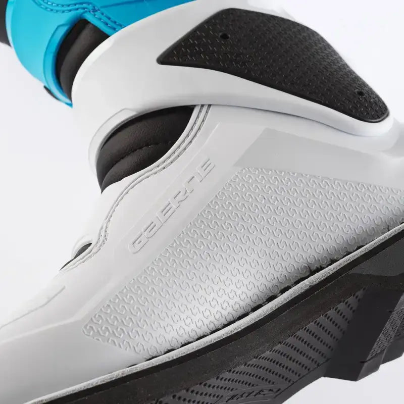 White and black ski boot with textured pattern for Sg 22 Boots Le White/Black/Light Blue 11