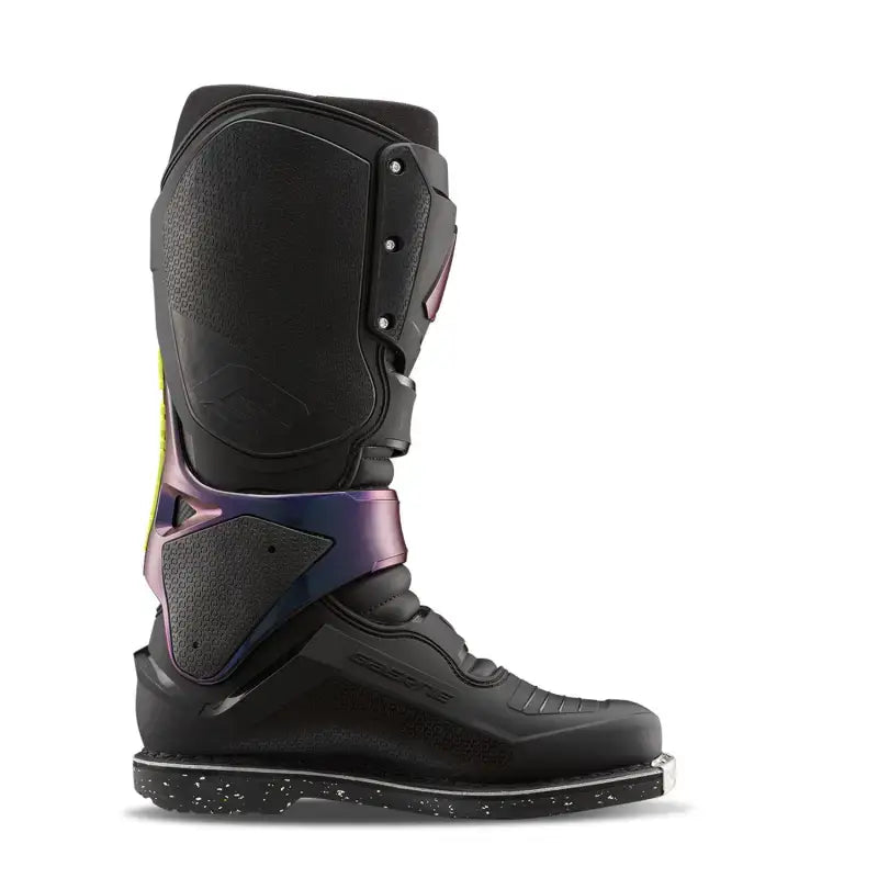 Sg22 Boots Chameleon Sz 8