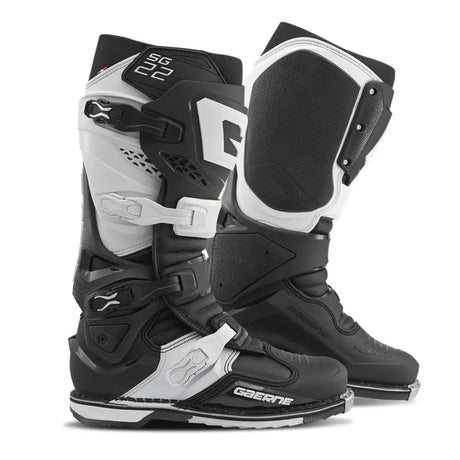 Sg22 Boots Black/White Sz 12 - GAERNE