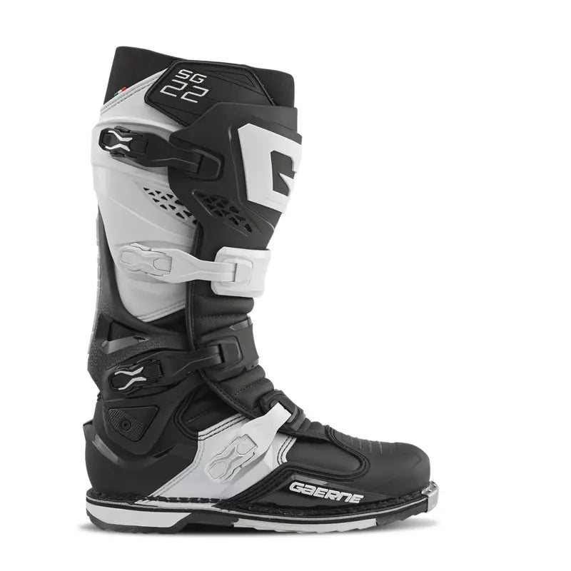 Sg22 Boots Black/White Sz 10 - GAERNE