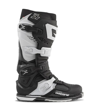 Sg22 Boots Black/White Sz 10 - GAERNE