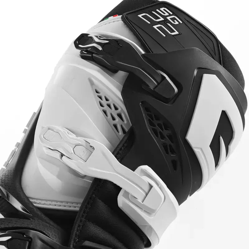 Sg22 Boots Black/White Sz 12 - GAERNE