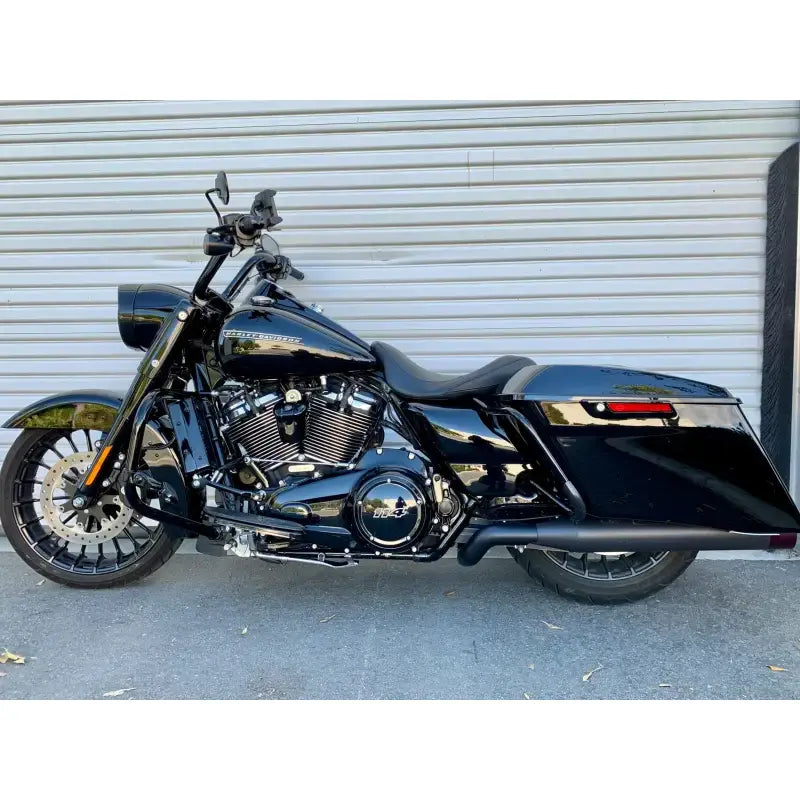 Side Mount Oil Cooler M8 Touring `17 23  Gloss Blk 