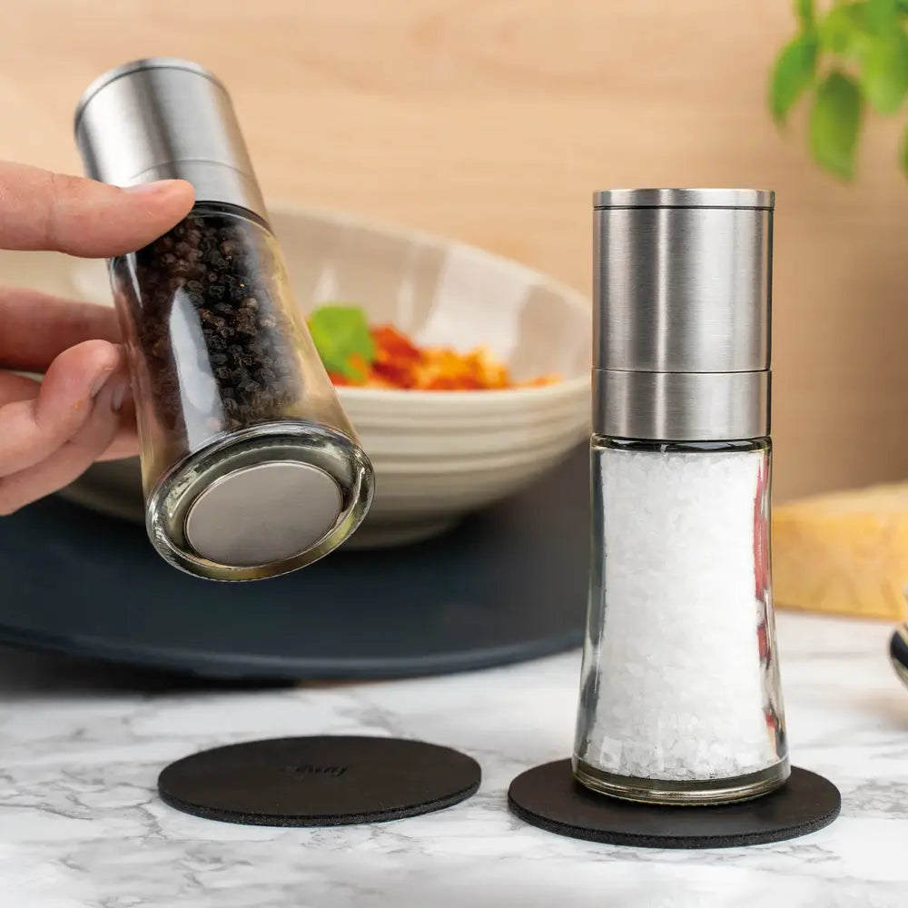 Silwy Magnet GM-SP-4 Salt and Pepper Shaker