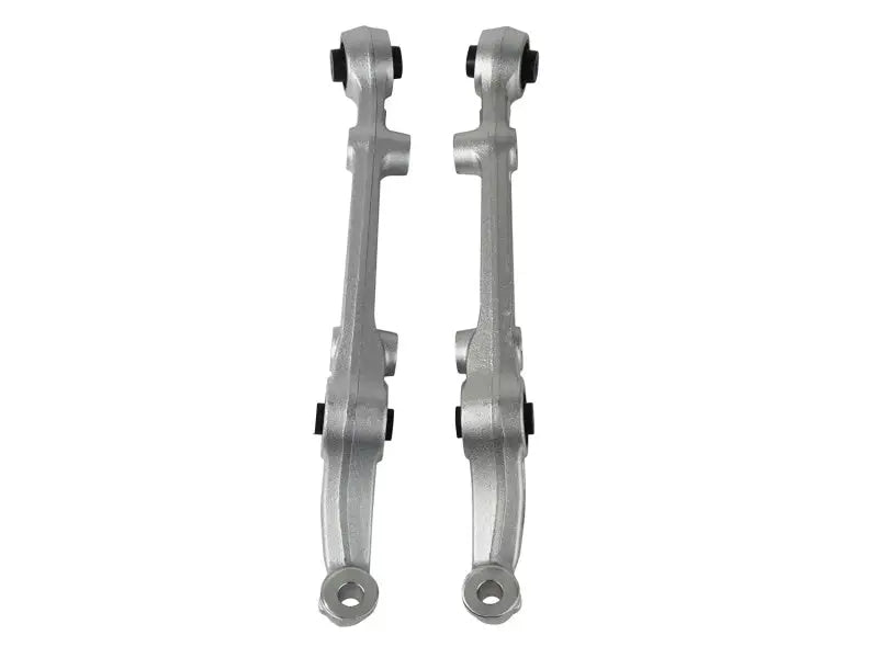 Skunk2 94-01 Acura Integra Front Lower Control Arm with Hard Rubber Bushings.