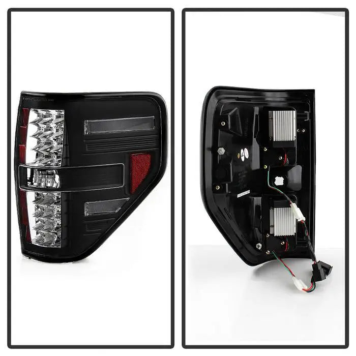 Spyder 5008374 Tail Light Assembly
