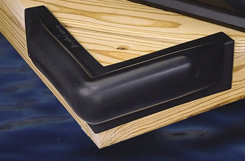 46076 Boat Dock Edge
